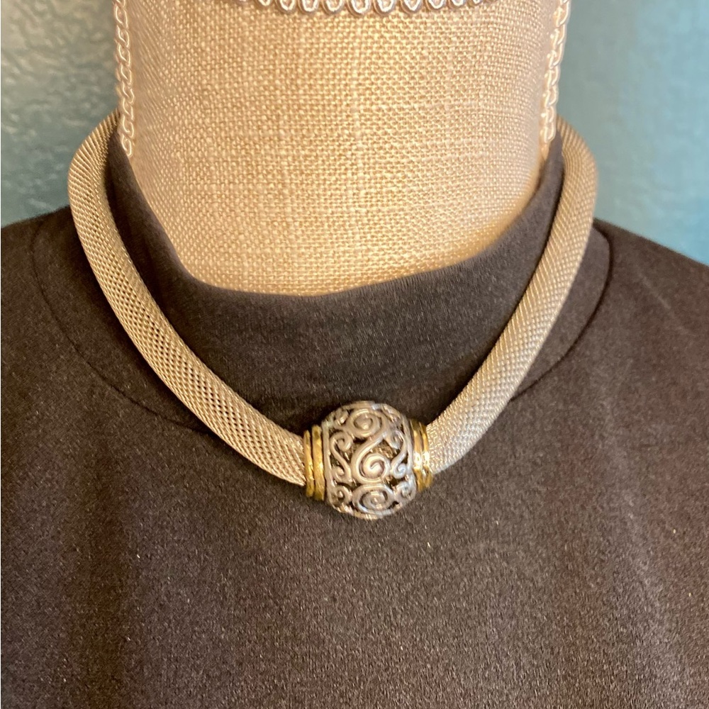 Vintage Scrolled Bead Gold & Silver Pendant Mesh Necklace w/Magnetic Closure